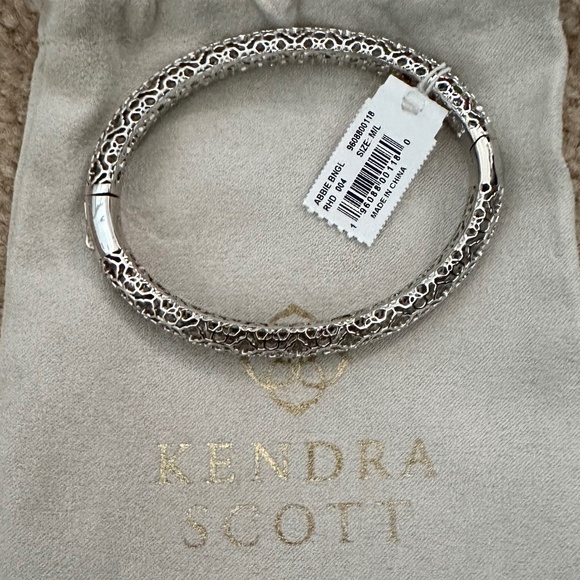Kendra Scott Abbie Bangle Bracelet in Vintage Silver, Size M/L - Picture 16 of 16